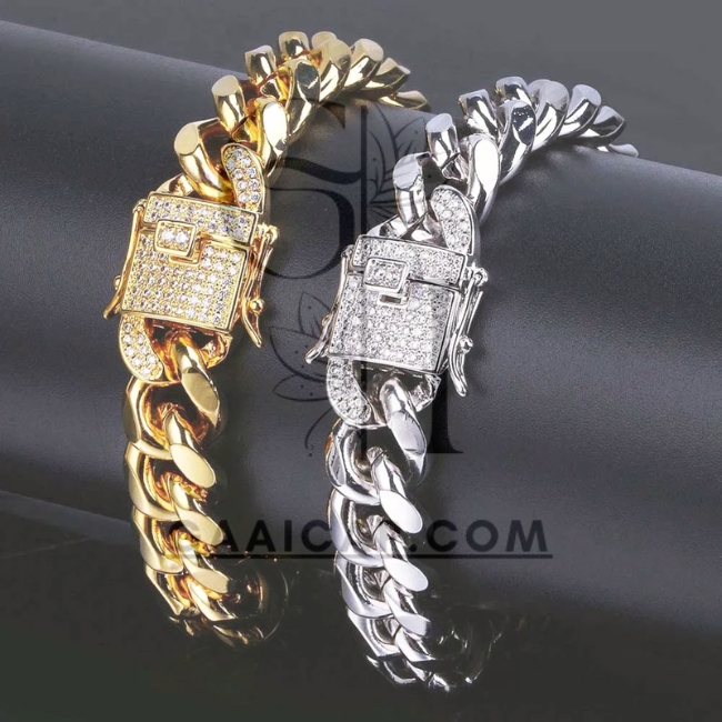 Diamond-Studded Bracelet Men